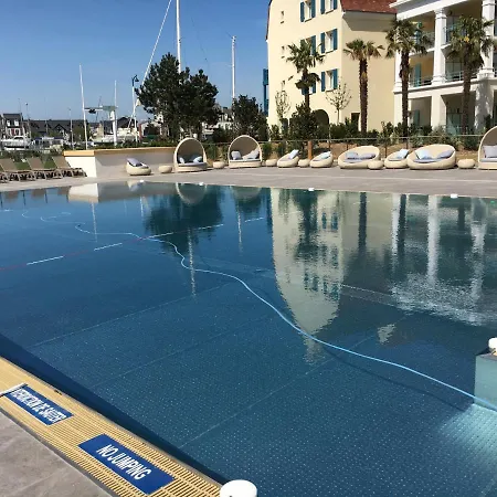 Appartement Presqu île De La Touques N 3404