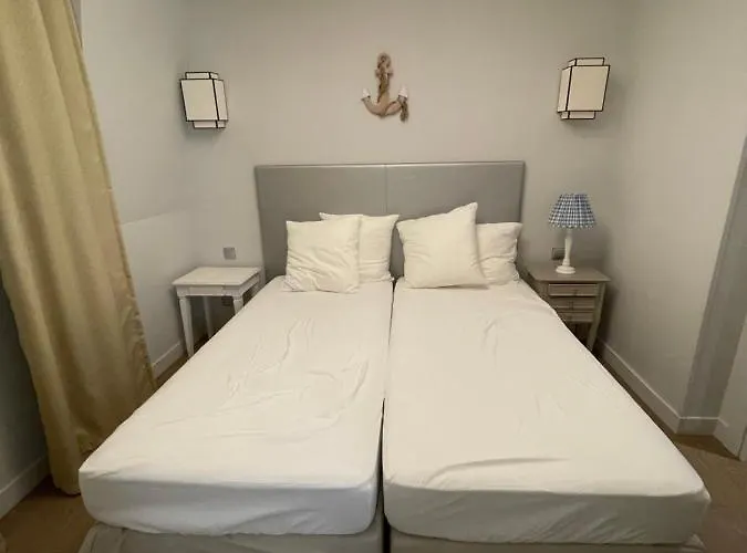 Presqu Ile De La Touques N 3404 *