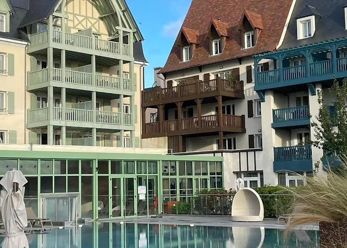 Presqu Ile De La Touques N 3404